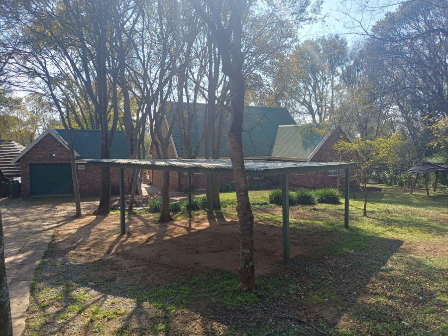 9 Bedroom Property for Sale in Willow Grange Free State